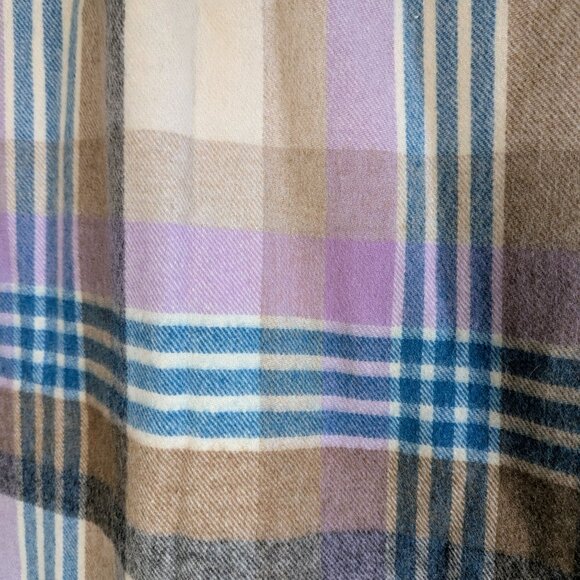UNISEX J.Crew x MOON England Pure Merino Wool Plaid Scarf ✨ - Picture 6 of 8